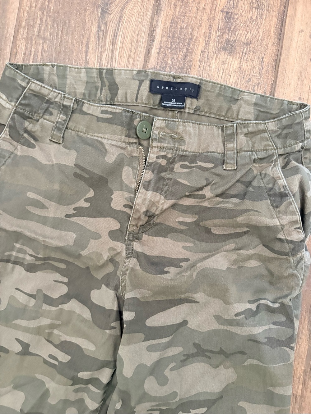 Sanctuary Camo Straight Leg Pants in Olive & Khaki